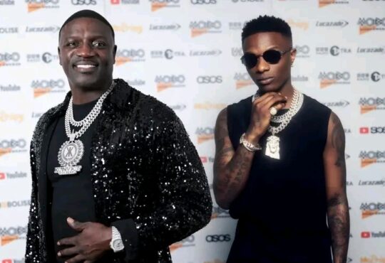 Akon e Wizkid aos 13 anos